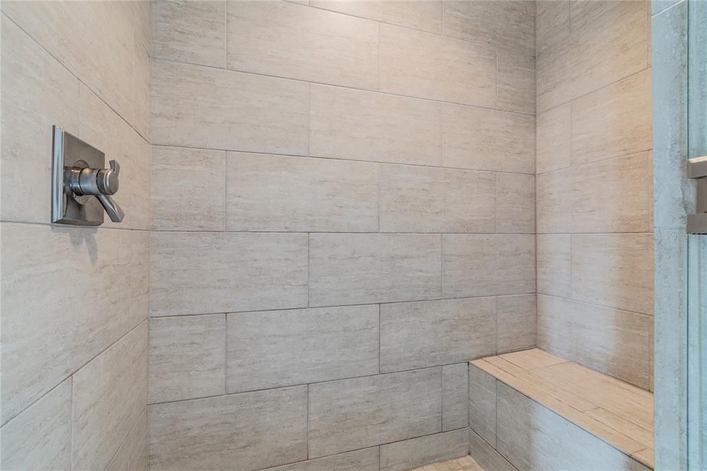 Recently Sold: $1,250,000 (2 beds, 2 baths, 1570 Square Feet)