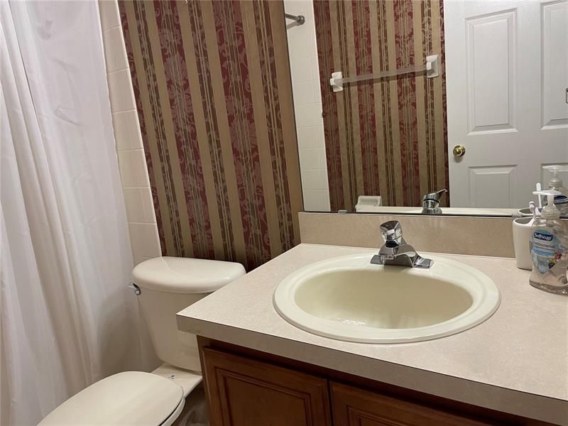 Недавно арендовано: $3,200 (4 спален, 3 ванн, 2808 Квадратных фут)