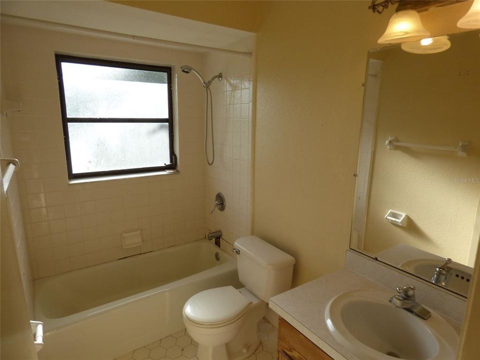 最近租的: $1,250 (2 贝兹, 2 浴室, 910 平方英尺)
