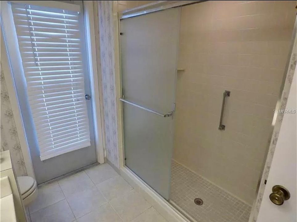 最近租的: $2,800 (3 贝兹, 2 浴室, 2496 平方英尺)