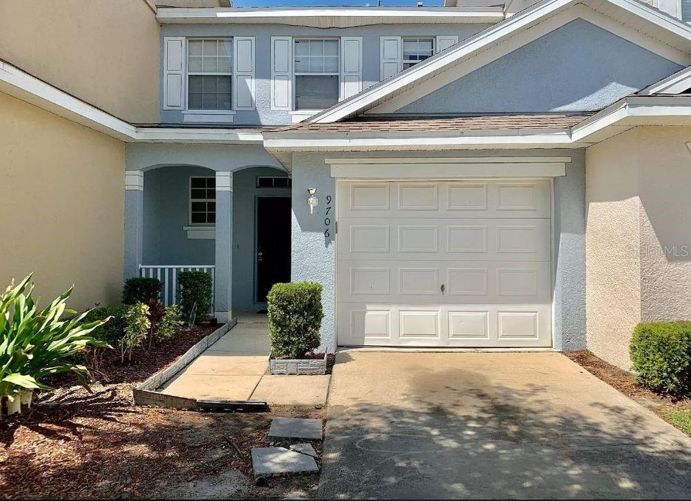 Recently Sold: $255,000 (2 beds, 2 baths, 1333 Square Feet)