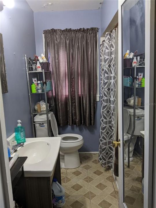 Recently Sold: $190,000 (2 beds, 1 baths, 572 Square Feet)