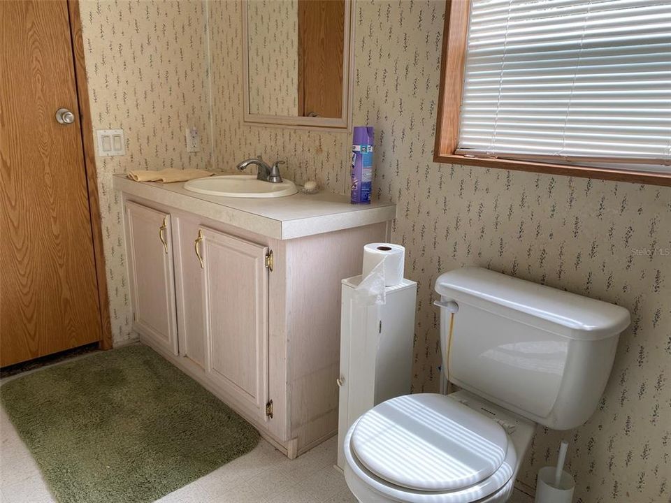 最近售出: $119,500 (3 贝兹, 2 浴室, 960 平方英尺)