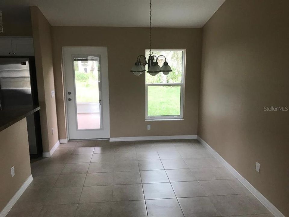 Recently Rented: $1,895 (3 beds, 2 baths, 1657 Square Feet)