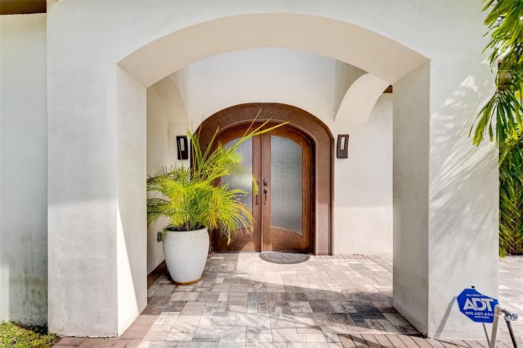 Recently Sold: $1,995,000 (3 beds, 4 baths, 2376 Square Feet)
