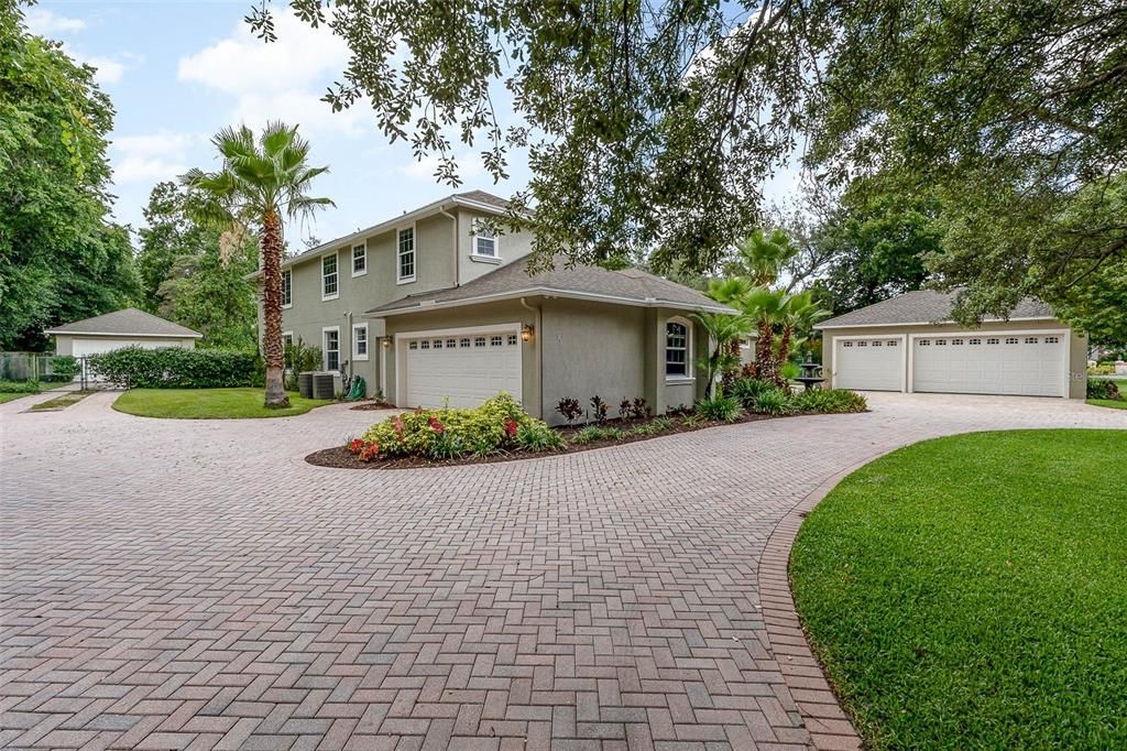 Recently Sold: $689,900 (5 beds, 3 baths, 3180 Square Feet)