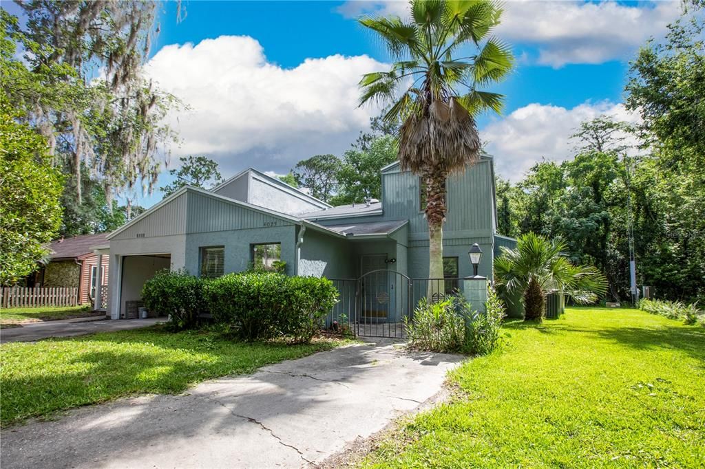 Recently Sold: $210,000 (3 beds, 2 baths, 1802 Square Feet)