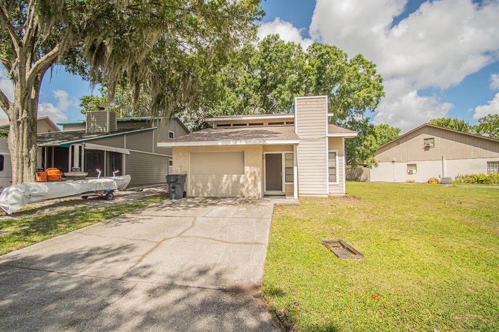 Recently Sold: $170,000 (2 beds, 2 baths, 1558 Square Feet)