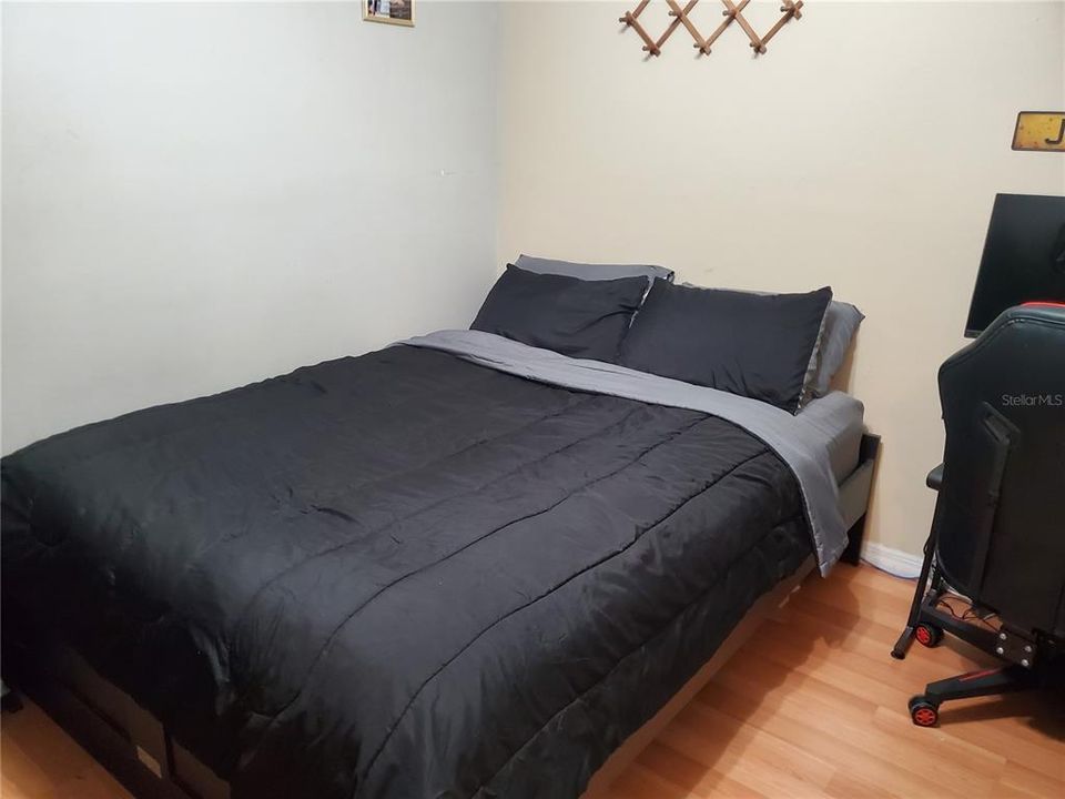 Vendido Recientemente: $295,000 (3 camas, 2 baños, 1413 Pies cuadrados)