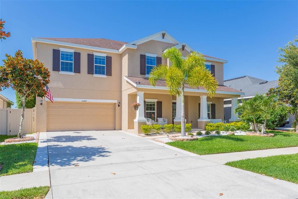 Recently Sold: $780,000 (5 beds, 4 baths, 3927 Square Feet)
