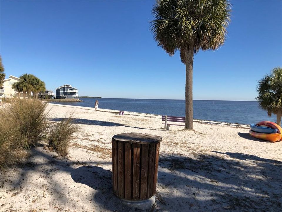 CEDAR KEY BEACH 1 HOUR FROM PROPERTY