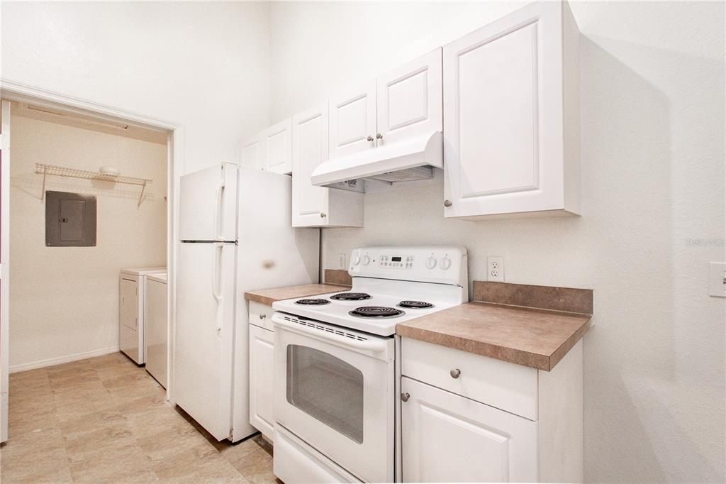 Recently Sold: $136,000 (2 beds, 2 baths, 1029 Square Feet)