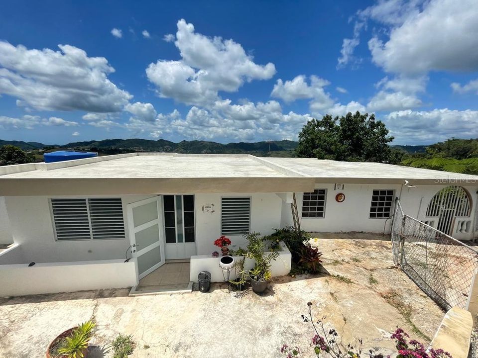 Vendido Recientemente: $125,000 (3 camas, 2 baños, 1411 Pies cuadrados)