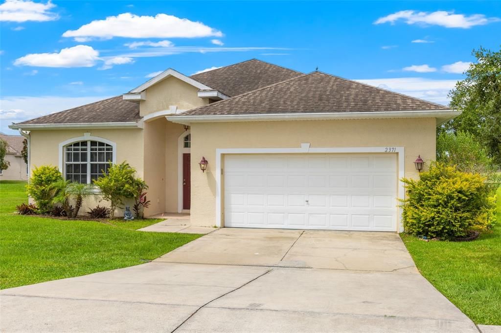 Recently Sold: $355,000 (3 beds, 2 baths, 1803 Square Feet)