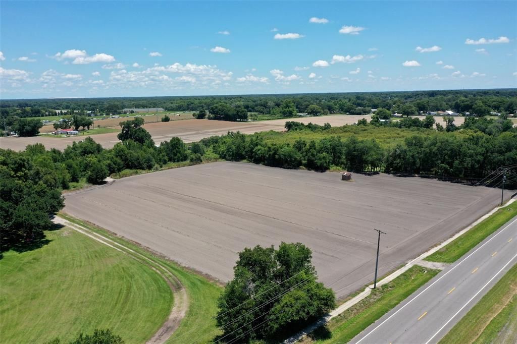 En Venta: $6,000,000 (52.35 acres)