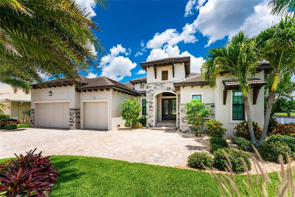 Recently Sold: $1,750,000 (3 beds, 3 baths, 2519 Square Feet)