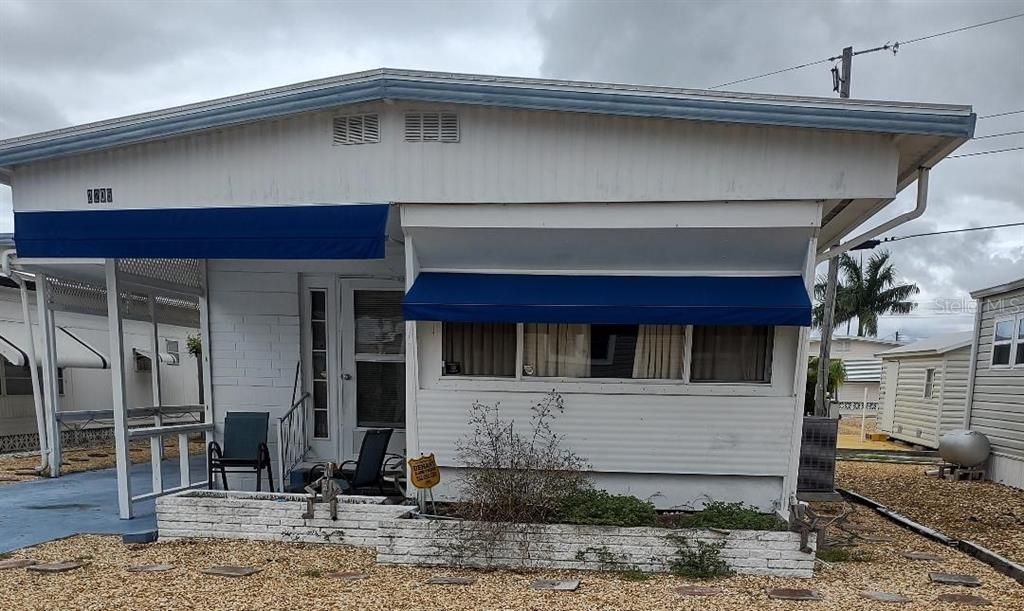 Recently Sold: $95,000 (2 beds, 2 baths, 440 Square Feet)