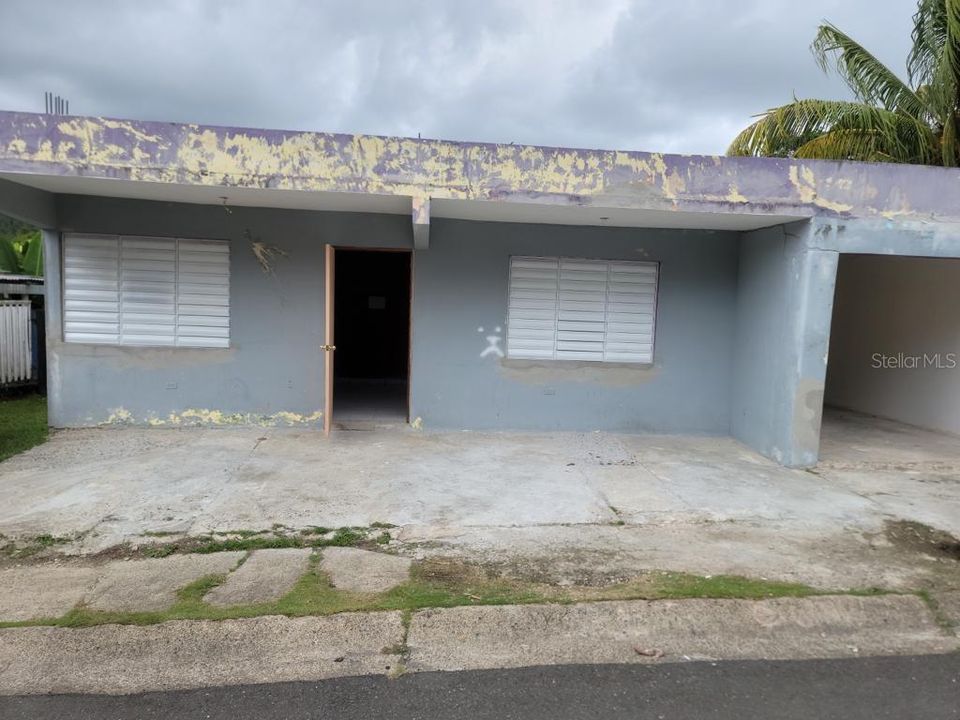 Recently Sold: $62,000 (3 beds, 2 baths, 1026 Square Feet)