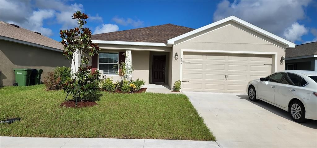 Vendido Recientemente: $332,990 (4 camas, 2 baños, 1707 Pies cuadrados)