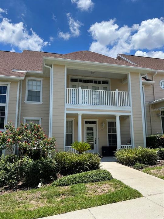 最近租的: $2,400 (3 贝兹, 3 浴室, 2844 平方英尺)