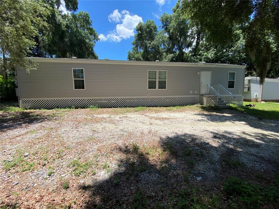 Recently Sold: $98,000 (3 beds, 2 baths, 840 Square Feet)