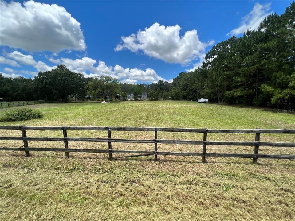 Recently Sold: $250,000 (0.95 acres)