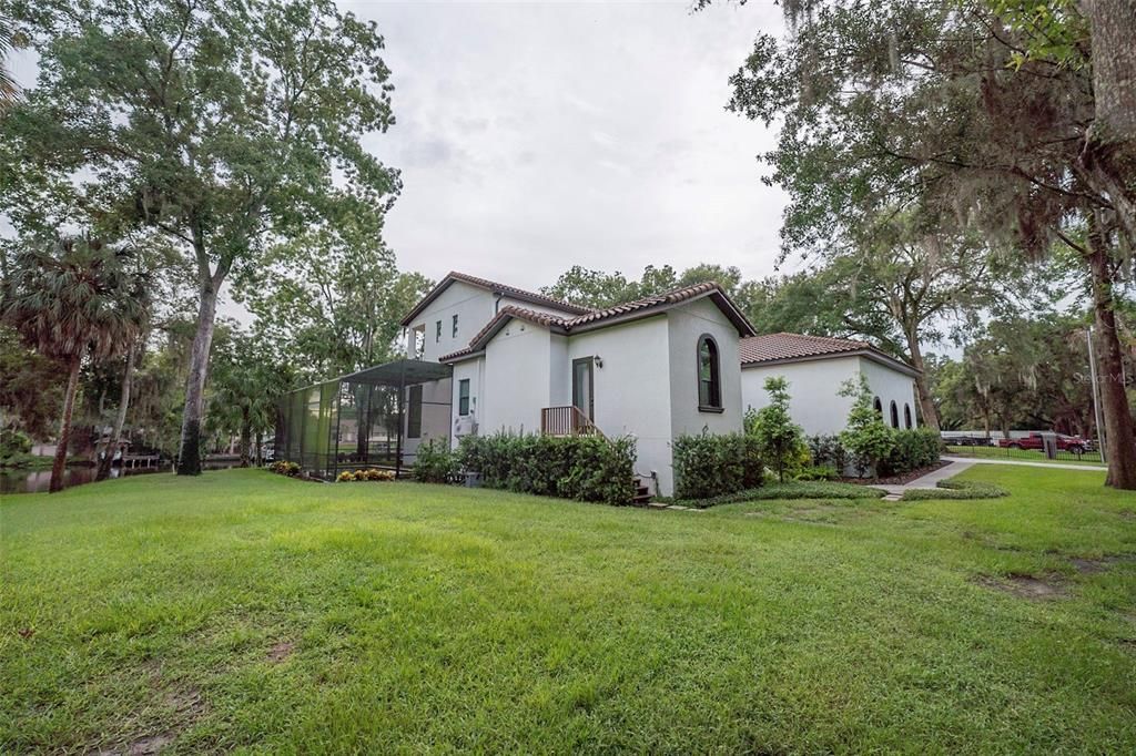 Recently Sold: $1,590,000 (5 beds, 4 baths, 3597 Square Feet)
