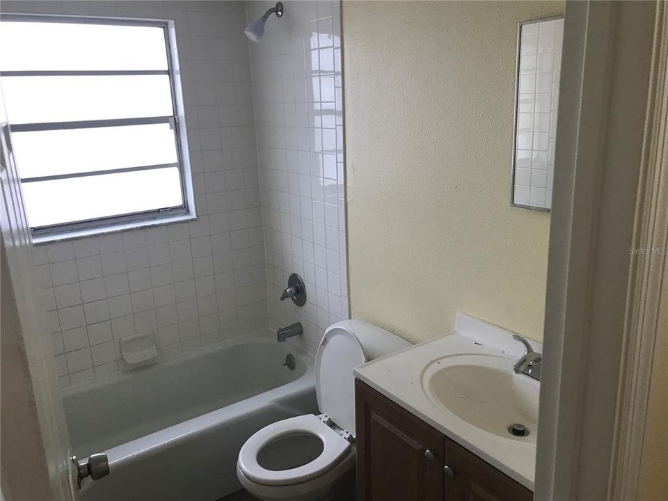 最近租的: $1,200 (2 贝兹, 2 浴室, 950 平方英尺)