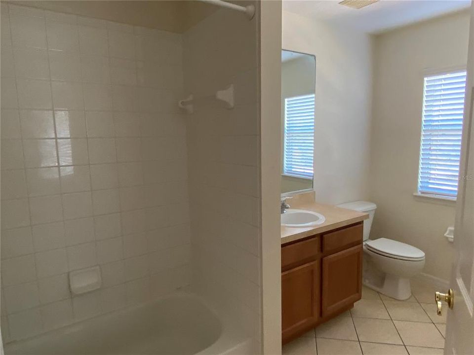 最近租的: $2,800 (4 贝兹, 2 浴室, 2770 平方英尺)