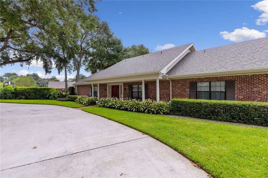 Recently Sold: $1,100,000 (4 beds, 4 baths, 5100 Square Feet)