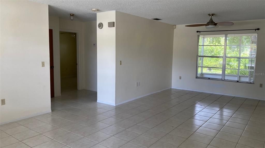 Recently Rented: $1,695 (2 beds, 2 baths, 1173 Square Feet)