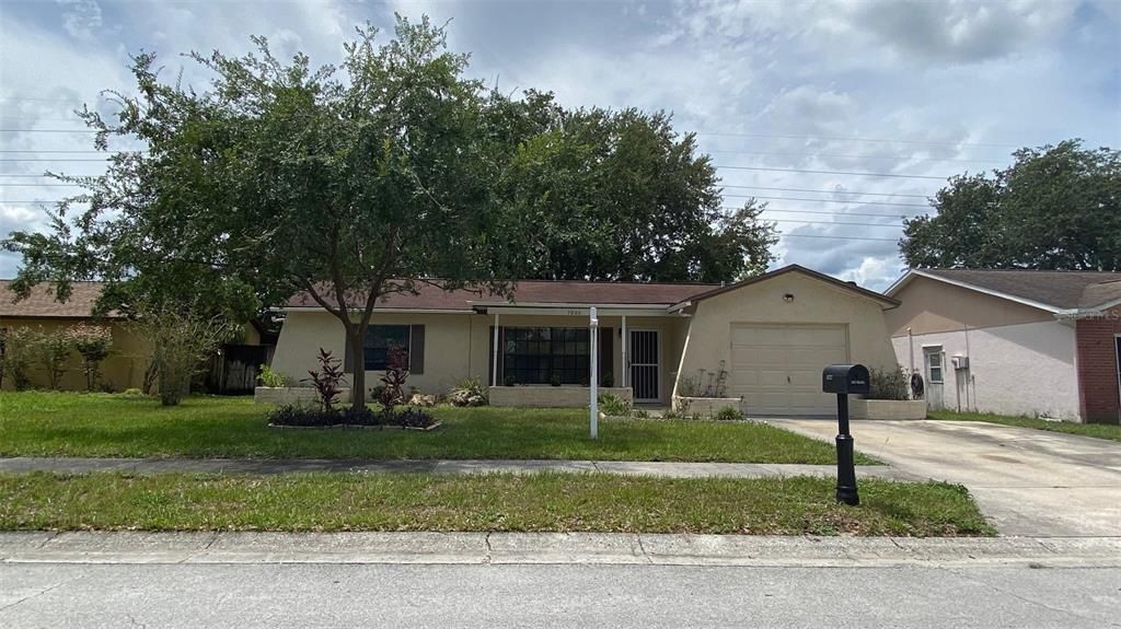 Recently Rented: $1,695 (2 beds, 2 baths, 1173 Square Feet)