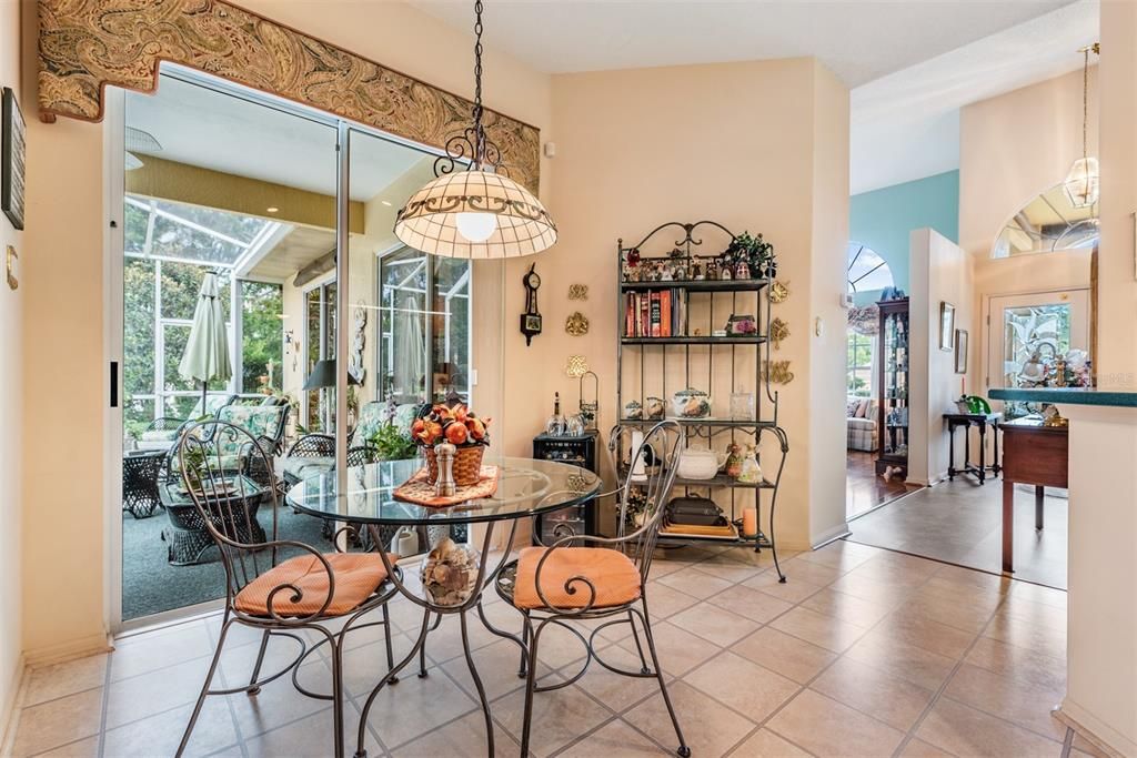 Recently Sold: $450,000 (3 beds, 3 baths, 2104 Square Feet)