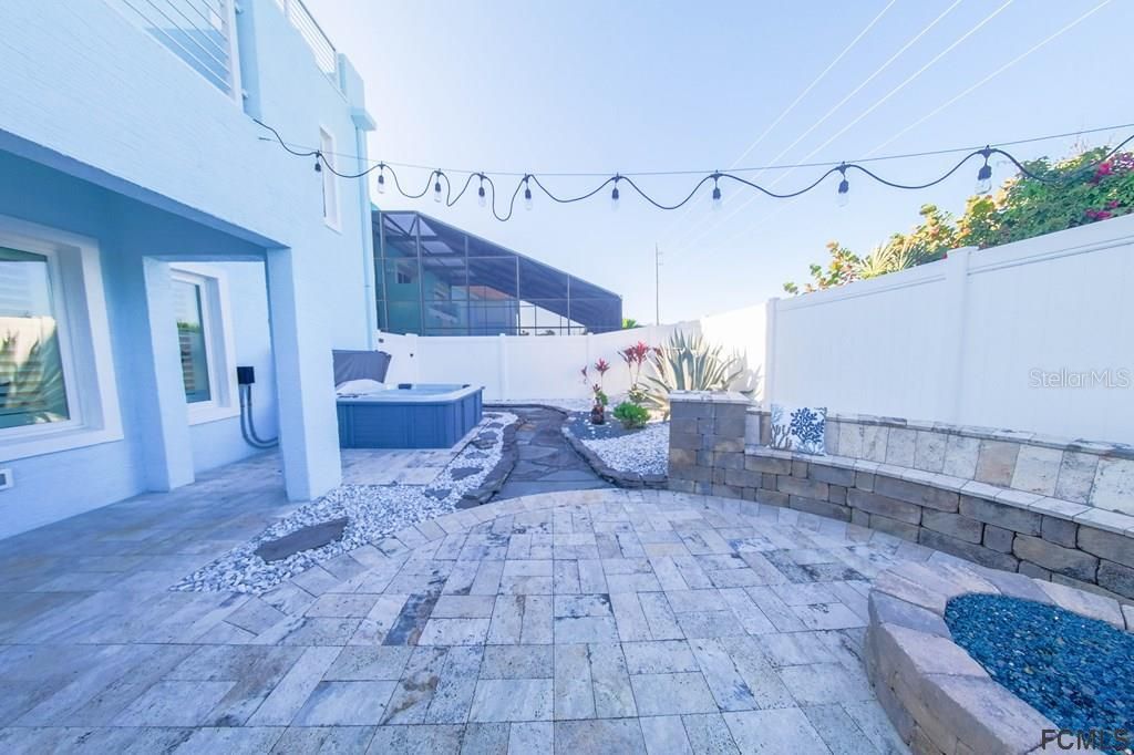 Recently Sold: $1,150,000 (3 beds, 2 baths, 2789 Square Feet)