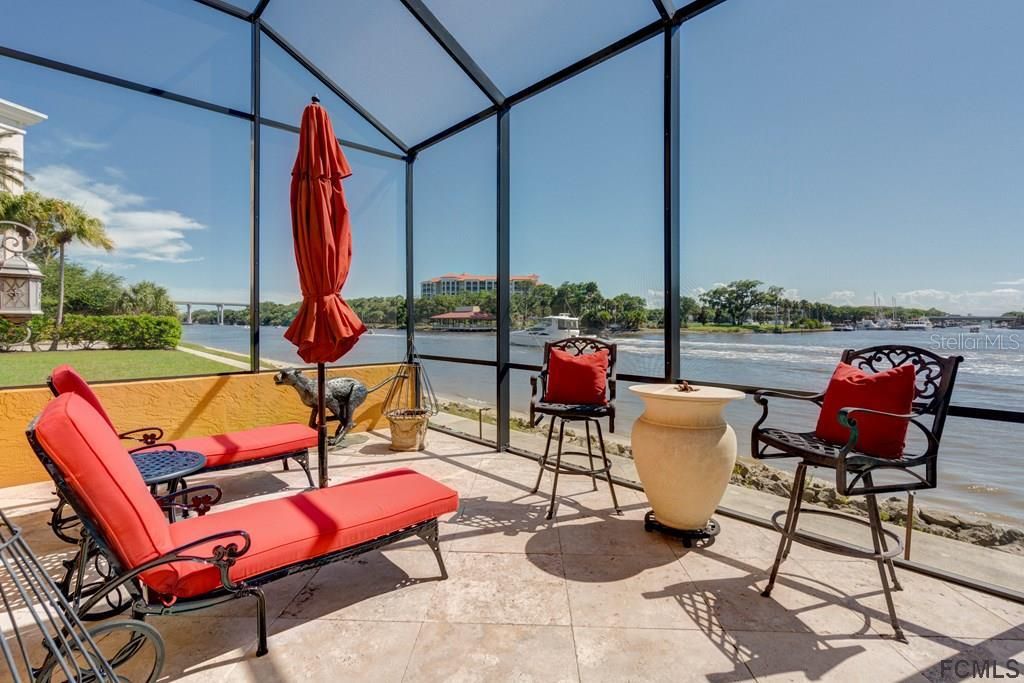 Recently Sold: $2,650,000 (3 beds, 2 baths, 4849 Square Feet)