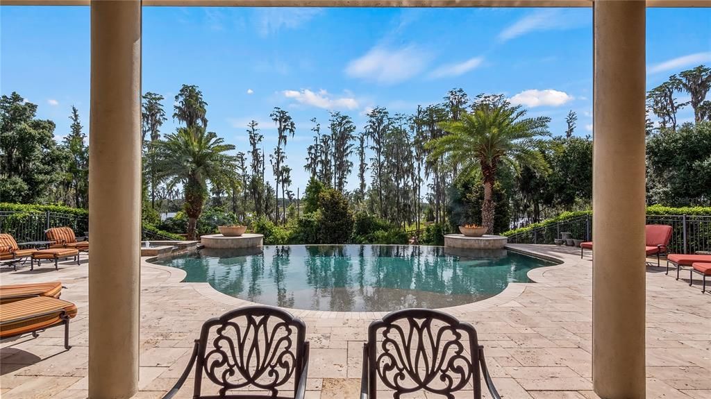 Recently Sold: $1,550,000 (5 beds, 5 baths, 4292 Square Feet)