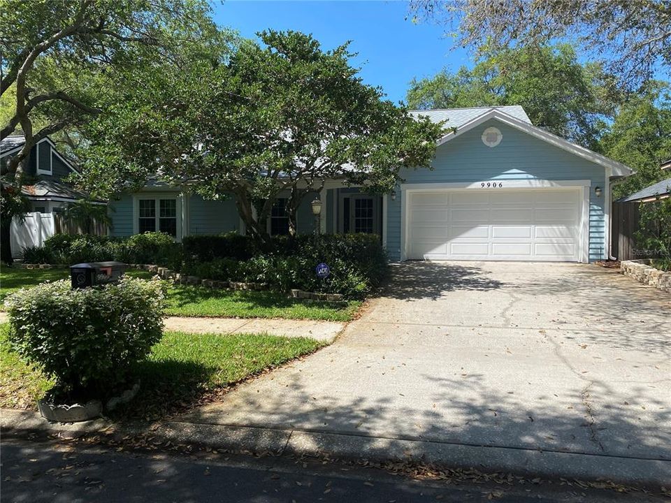 Recently Sold: $527,000 (3 beds, 2 baths, 1704 Square Feet)