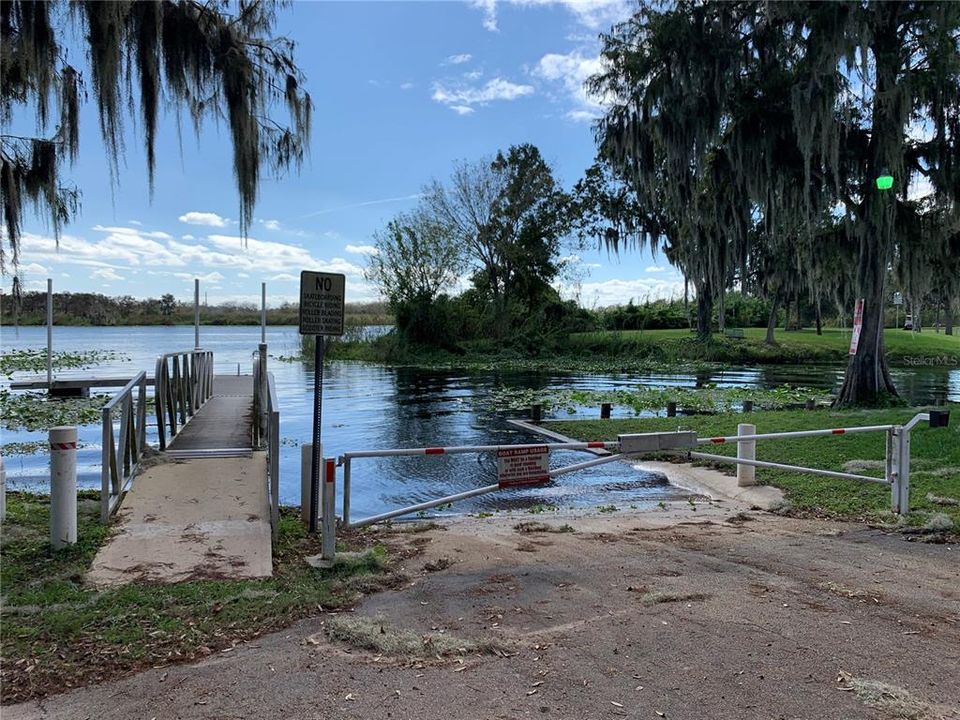 Vendido Recientemente: $170,000 (2 camas, 2 baños, 826 Pies cuadrados)