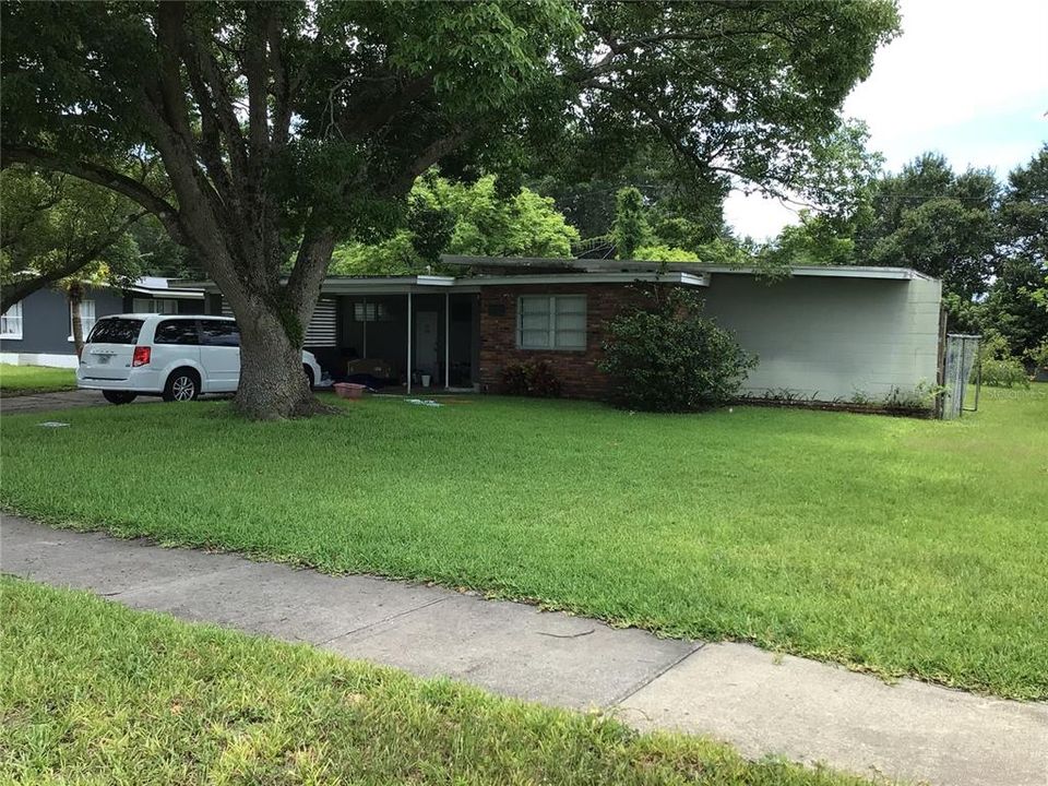 Recently Sold: $239,000 (3 beds, 1 baths, 1171 Square Feet)