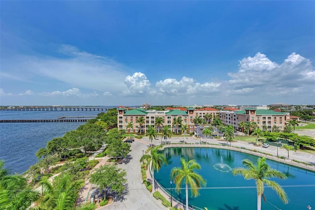 Recently Sold: $675,000 (2 beds, 2 baths, 2112 Square Feet)