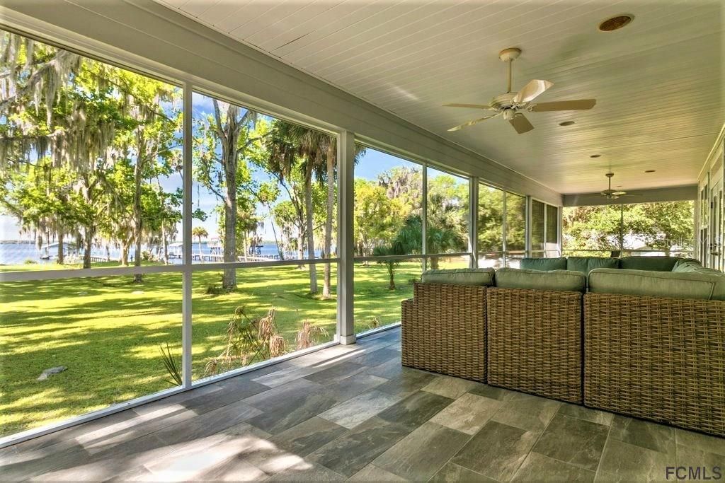 Recently Sold: $897,300 (3 beds, 2 baths, 2550 Square Feet)
