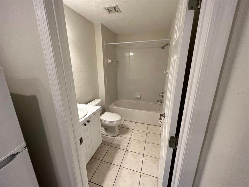 最近租的: $1,200 (1 贝兹, 1 浴室, 454 平方英尺)