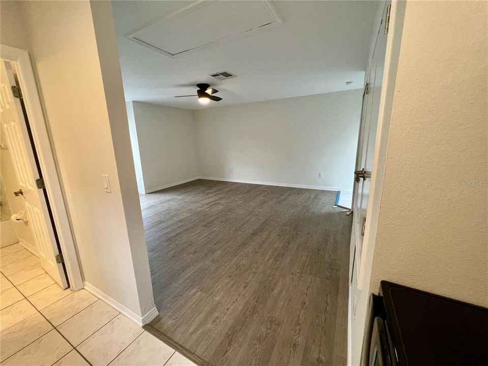 Recently Rented: $1,200 (1 beds, 1 baths, 454 Square Feet)