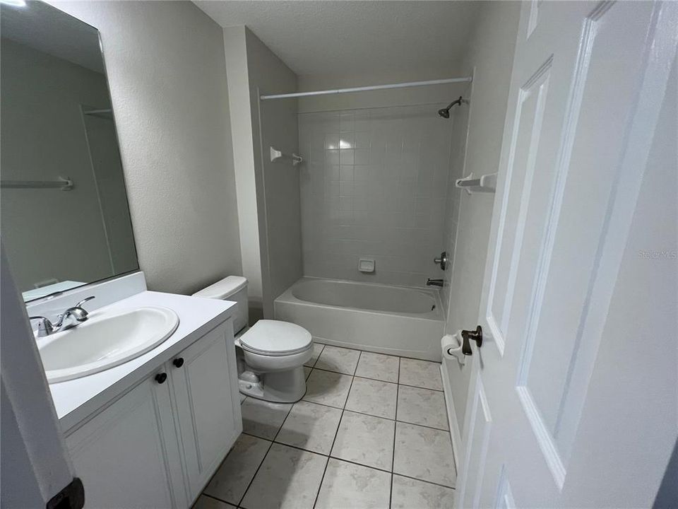 最近租的: $1,200 (1 贝兹, 1 浴室, 454 平方英尺)