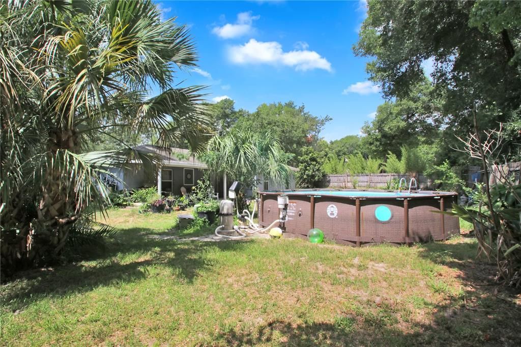 Recently Sold: $299,900 (4 beds, 2 baths, 1372 Square Feet)