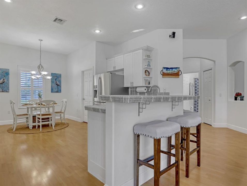 KITCHEN ISLAND SEATING