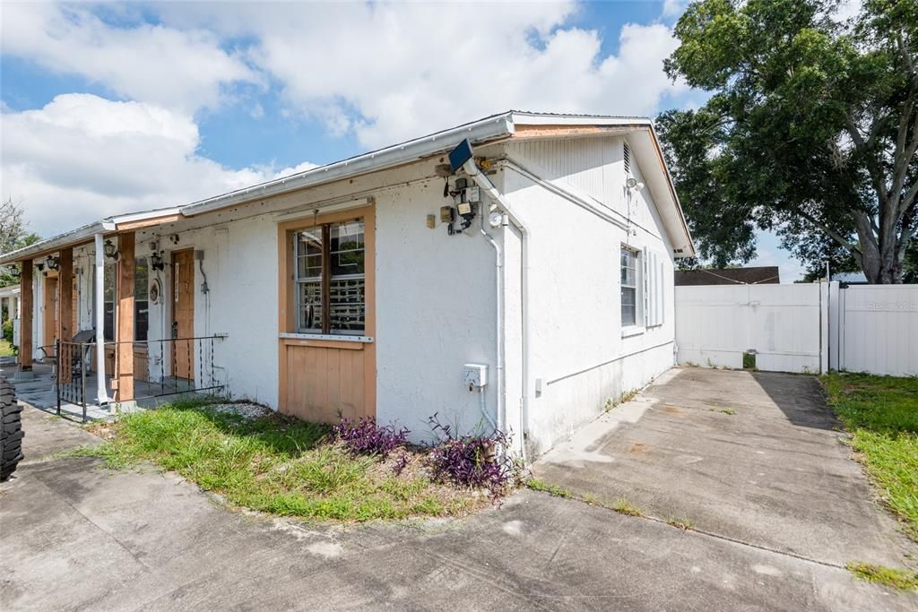 Vendido Recientemente: $175,000 (2 camas, 1 baños, 840 Pies cuadrados)