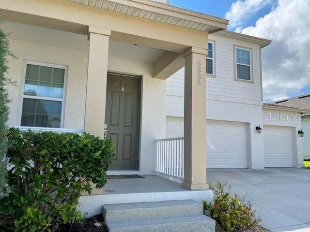 Recently Rented: $3,850 (4 beds, 3 baths, 3103 Square Feet)