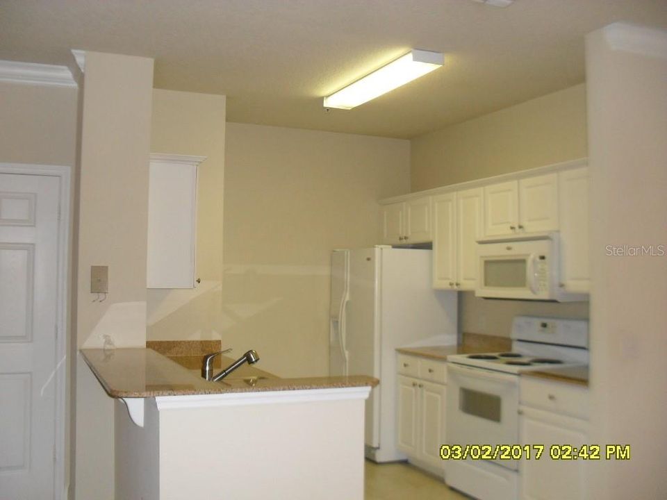 Recently Rented: $1,450 (1 beds, 1 baths, 838 Square Feet)