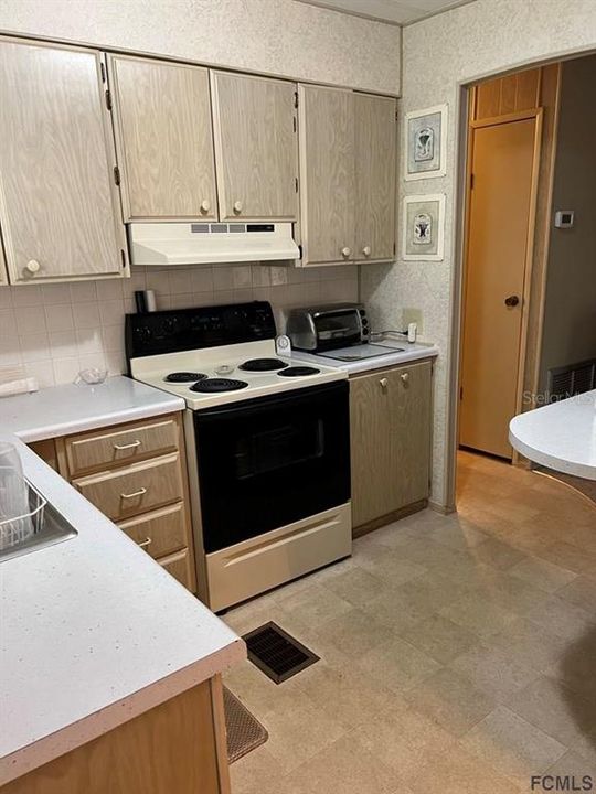 Vendido Recientemente: $94,900 (2 camas, 2 baños, 960 Pies cuadrados)